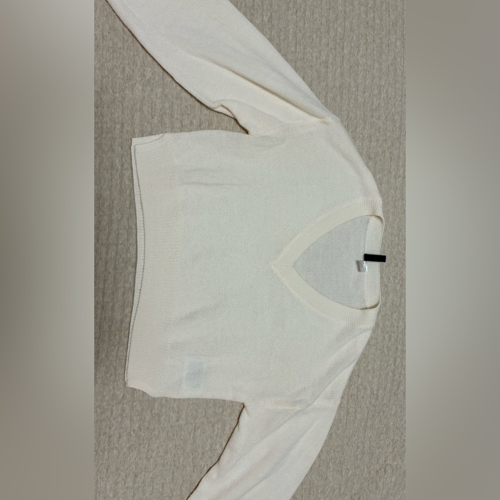 H&M cropped sweater